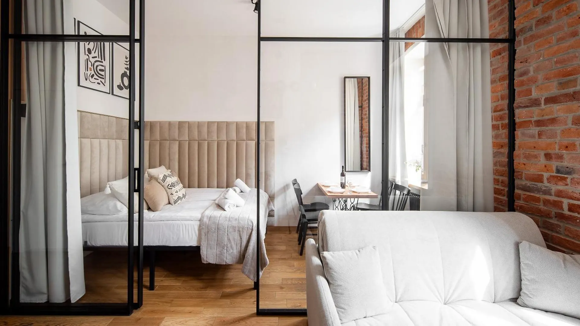 Aparthotel Delta Boutique Krakow 3*,  Poland